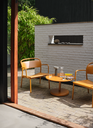 linear steel lounge chair