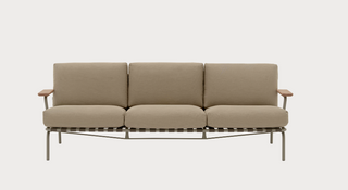 settle sofa