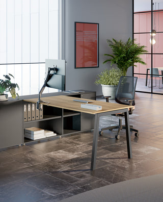 Pop Ace collaborative table