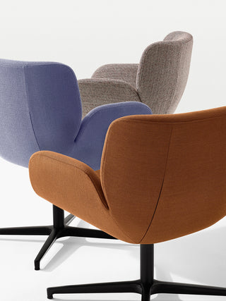 Chaise Cari à piètement quatre branches