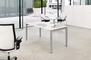 BASIC.4 bureau met schuifblad