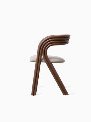 Chaise Vincent Sheppard Arc Dining Chair en rotin teinté tabac, vue de profil