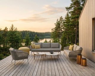 Akari lounge chair