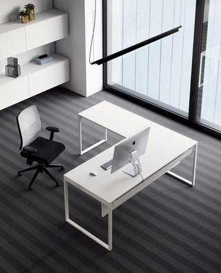 Pop square desk